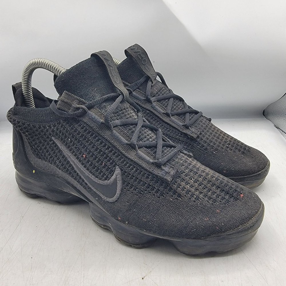 Nike Air Vapormax 2021 Flyknit GS Womens 7 Triple Black Shoes DB1550-001